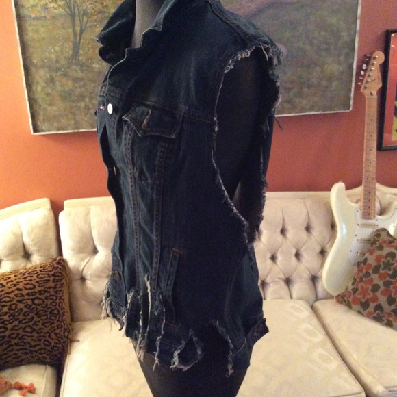 Upscaled Denim sleeveless Jacket - Picture 2 of 4